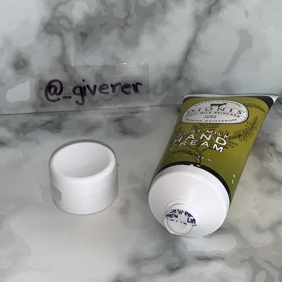 Crisp Pear Goat Milk Hand Cream Dionis Sealed - Picture 3 of 8